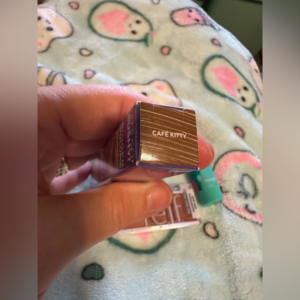 Makeup bundle - Picture 3 of 7